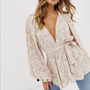 Balloon Puff Sleeve Top with Tie